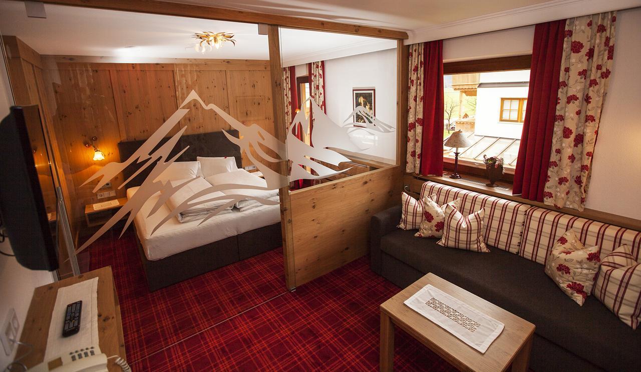 Hotel Garni Larcherhof Mayrhofen Esterno foto